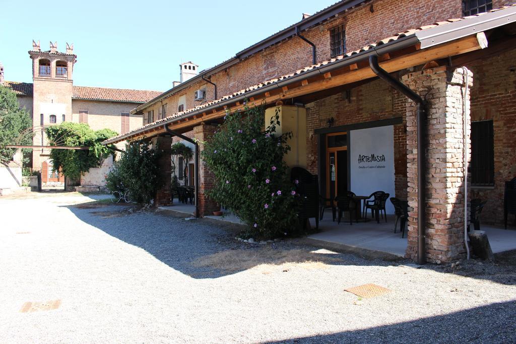 Ostello Artemista Ass. Ostelli Lombardia Spessa エクステリア 写真